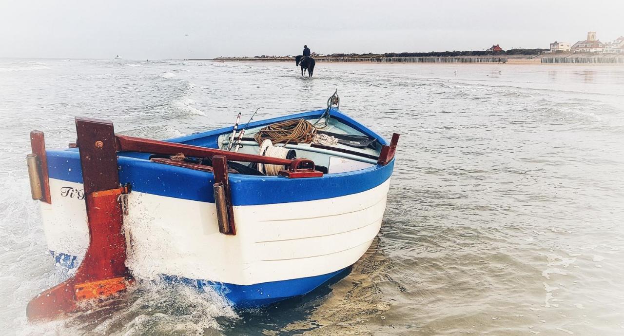 Au Kaycedra Lägenhet Calais Exteriör bild